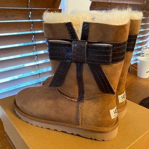 Chesnut Brown Ugg Boot with Bow